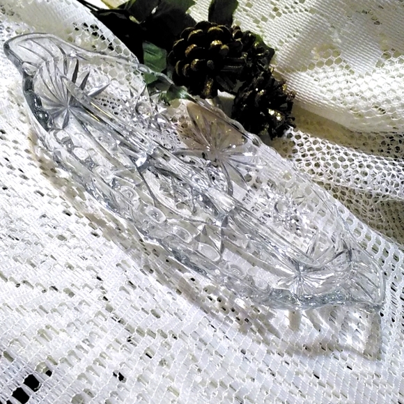 BEAUTIFUL! PRESCUT STAR OF DAVID DIVIDED TRAY WITH HANDLES, ANCHOR HOCKING! - Picture 4 of 14